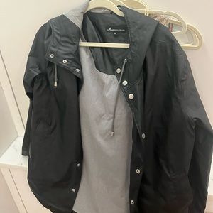 Moose knuckles raincoat